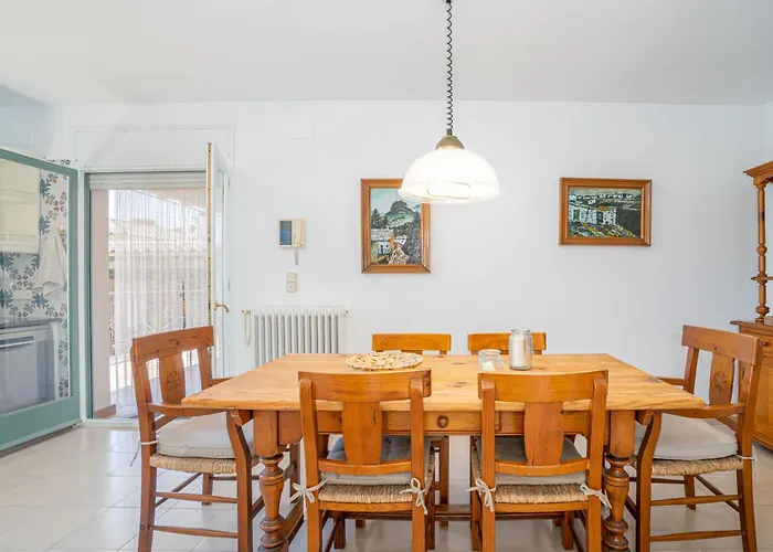 Semesterbostad Harmony House *